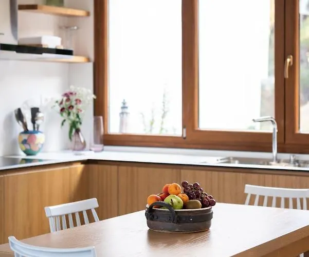 Vista Portolago فيلة